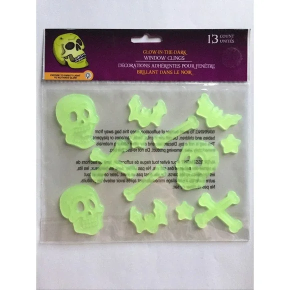NEW Glow in the Dark HALLOWEEN Window Gel Clings 13 pc Skull & Crossbones‎ Bats!