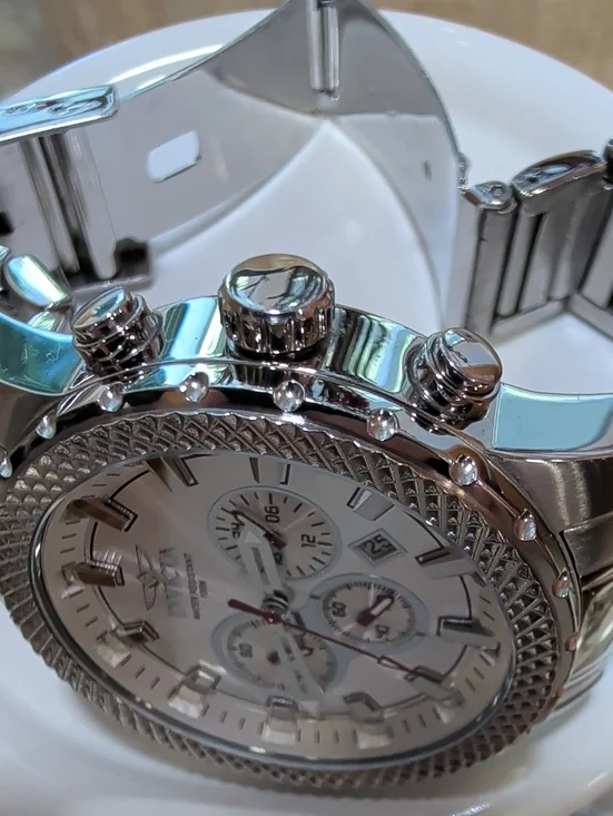 Super Sharp Men's Invicta Chronograph Watch Sapphire Coated Model 5269