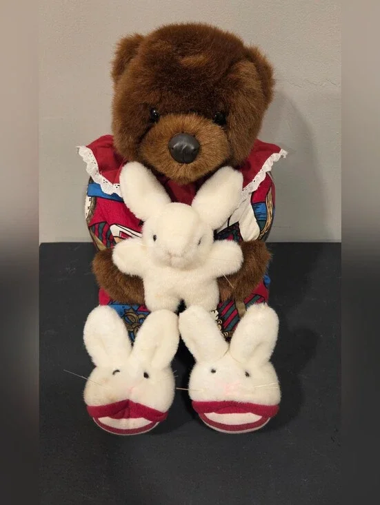 Plush Creations 1995 Christmas Bear With Bunnies