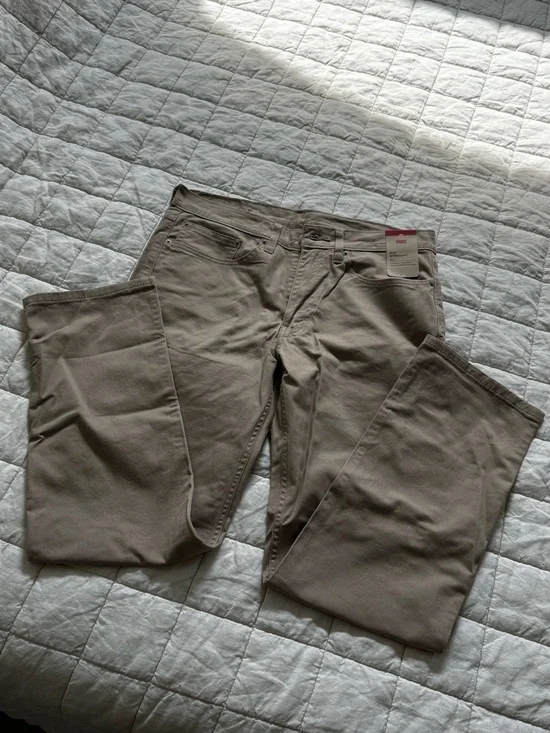 Levi's Men's Striaght Fit Stretch Khaki Pants - 34/32