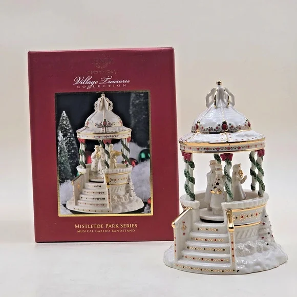 Lenox Mistletoe Park Musical Gazebo Bandstand Porcelain Gold Trim #775766 Boxed