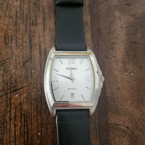 Fossil watch