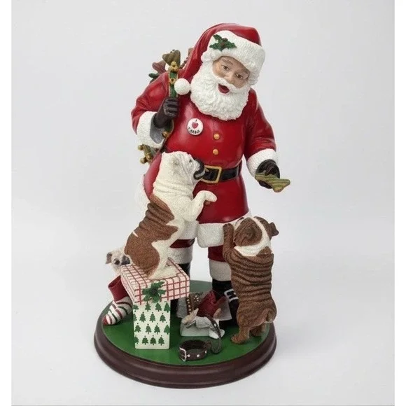 Danbury Mint Santa's Little Bulldogs 2005 Figurine RARE Christmas Dog HTF EUC