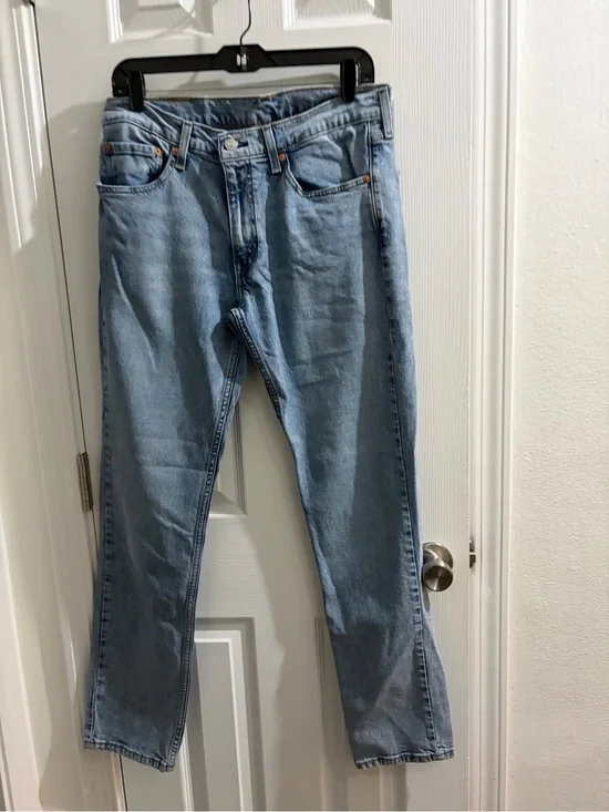 Levi's Light Wash Straight Leg Men's Jeans. 511. 32x32