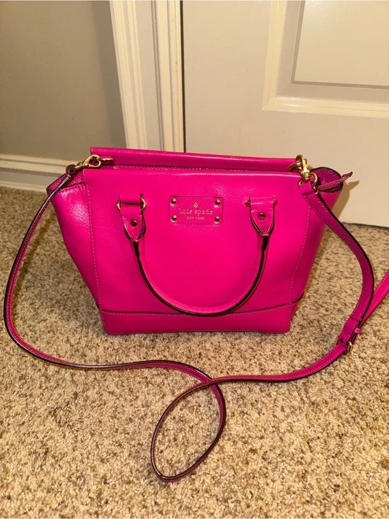 kate spade New York vibrant fuchsia leather satchel with detachable strap
