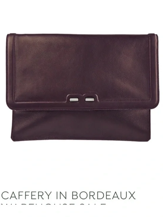 Bene CAFFERY IN BORDEAUX Leather Envelope Clutch