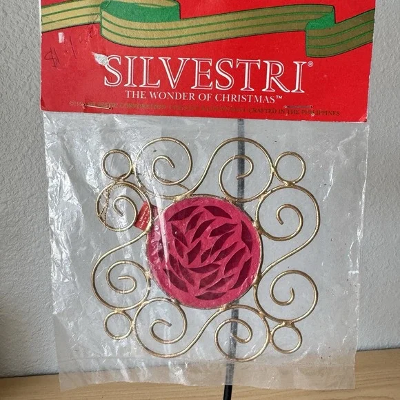 Vtg 90s Scroll Christmas Ornament Gold Tone Filigree Red Sun Catcher 1991 Nos 4