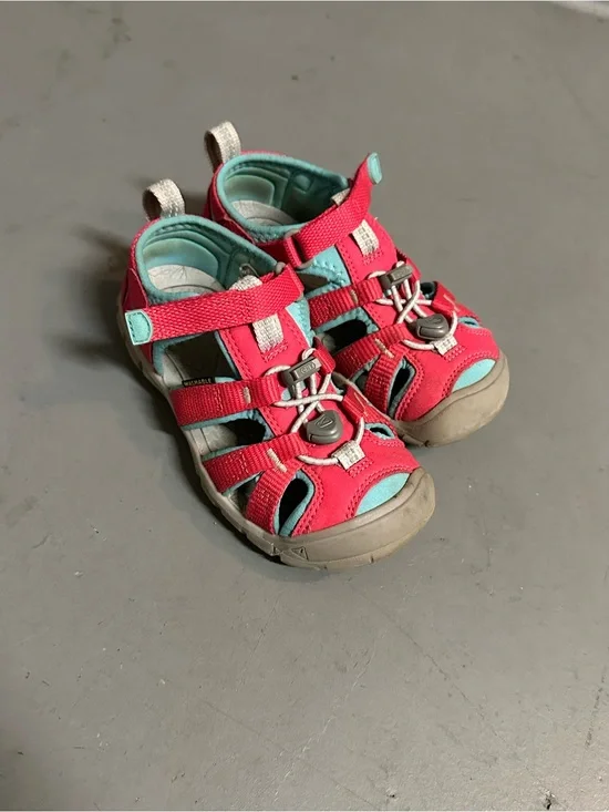 Kids Pink Aqua Active Keen Sandals