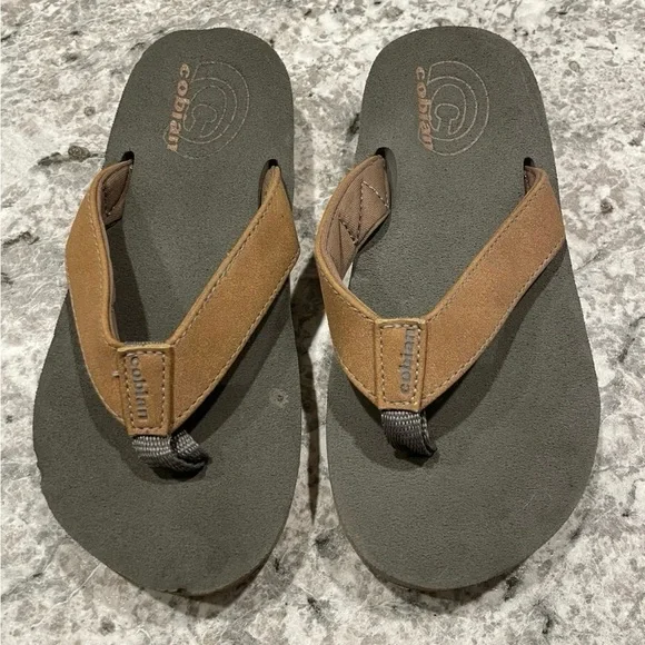 Cobian ARV2 Brown Flip Flops Youth