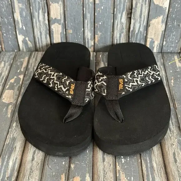 Teva Kids Mush II Flip Flops Size 2 Ravine Black Pattern Sandals