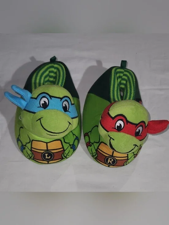 Kids Plush TMNT Slippers - Green with Blue & Red Masks Size Toddler 11/12