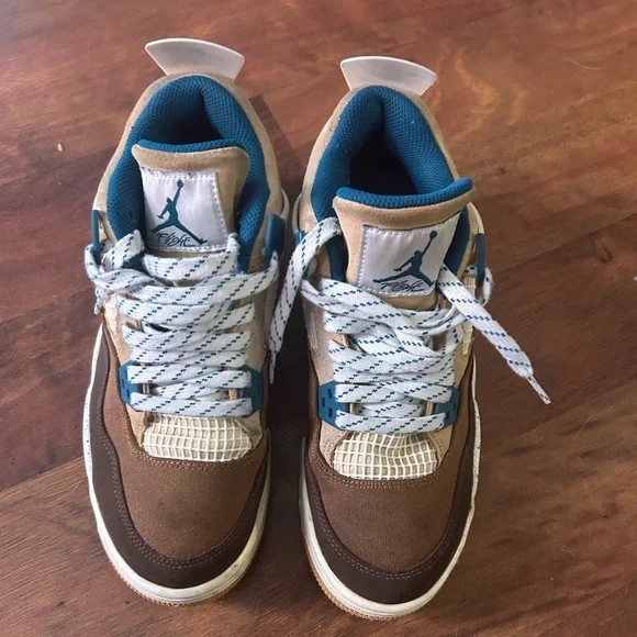 Nike Jordan Kids' Brown and Teal Retro Sneakers
