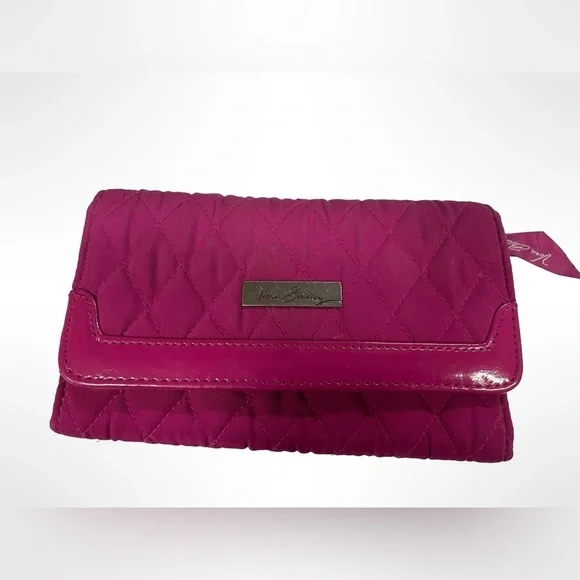 Vera Bradley‎ tri fold fuchsia wallet