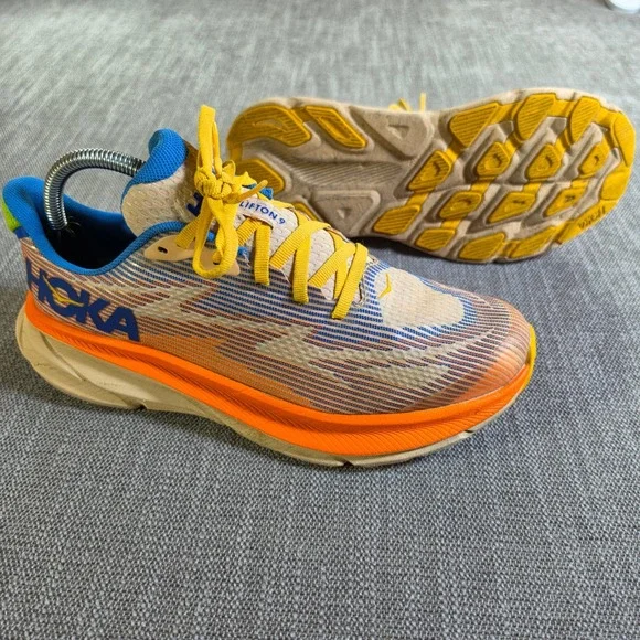 Hoka Clifton 9 Running Shoes Youth 7MD Orange Tan Blue Yellow Sneakers‎