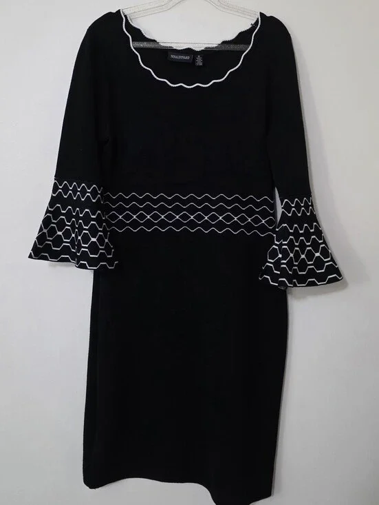 Black Sweater Dress Geometric Details Bell Sleeve 60s Mod Preppy Retro Medium