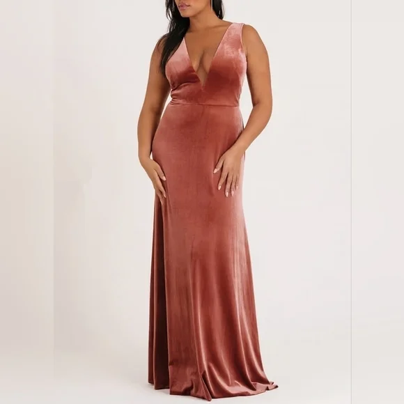Jenny Yoo Logan Sleeveless Deep-V Velvet Column Maxi Gown, Cinnamon Rose, 22