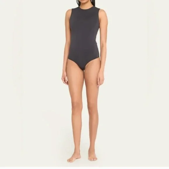 SKIMS Essential Crew‎ Neck Sleeveless Bodysuit Black size 3X