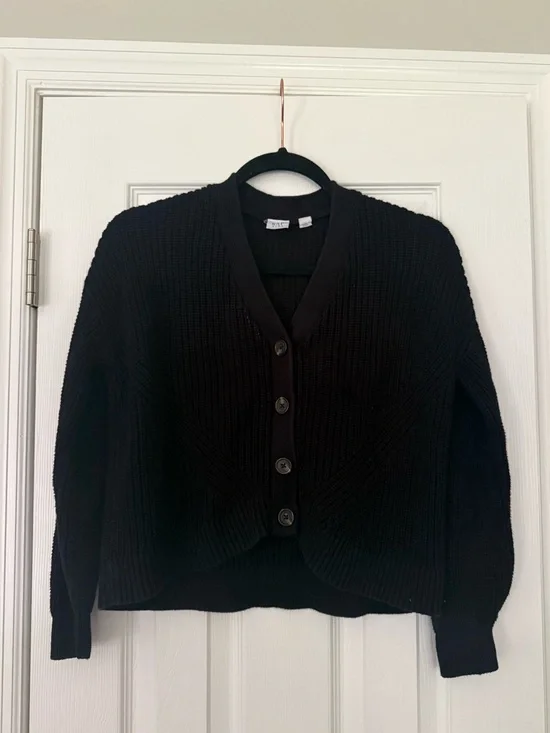 GAP Black Ribbed Button-Up V-Neck Cardigan