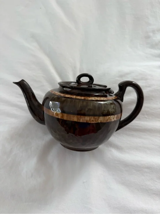 Ceramic Brown Teapot with Band Accent