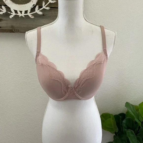 Natori‎ elusive full fit lace underwire bra 34DDD