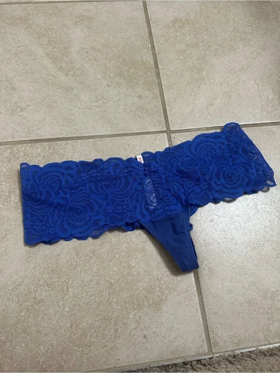 Lace Thong in Royal Blue