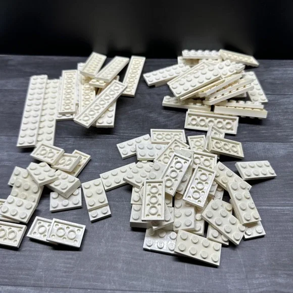 Lego‎ Parts - White Plates, 2x3, 2x4, 2x6, 2x8 & 2x12 - Lot Of 92