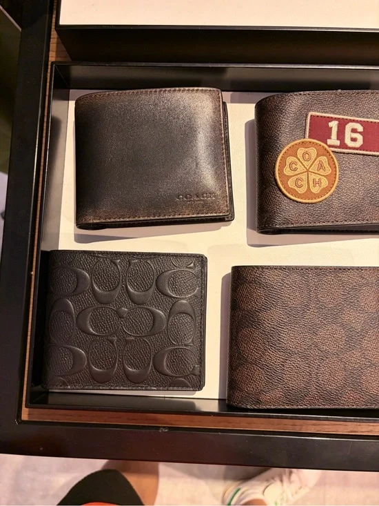 Coach Black Pebble leather tri- Fold Wallet ID case multi card new with tag