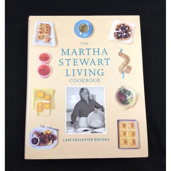 Martha Stewart Living Cookbook w/ Dust Jacket 1st Edition 1st Print NOS 2000 OOP