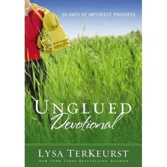 Unglued‎ Devotional : 60 Days of Imperfect Progress LYSA TERKEURST