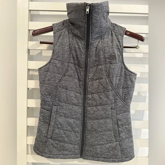 North face‎ women vest