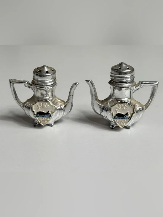 Silver Teapot-Shaped Salt and Pepper Shakers Sea World San Diego