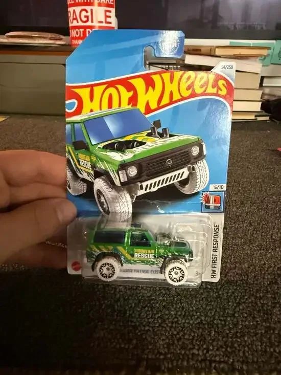 2024 Hot Wheels Nissan Patrol Custom 34/250 HW First Response 5/10 Mountain Resc