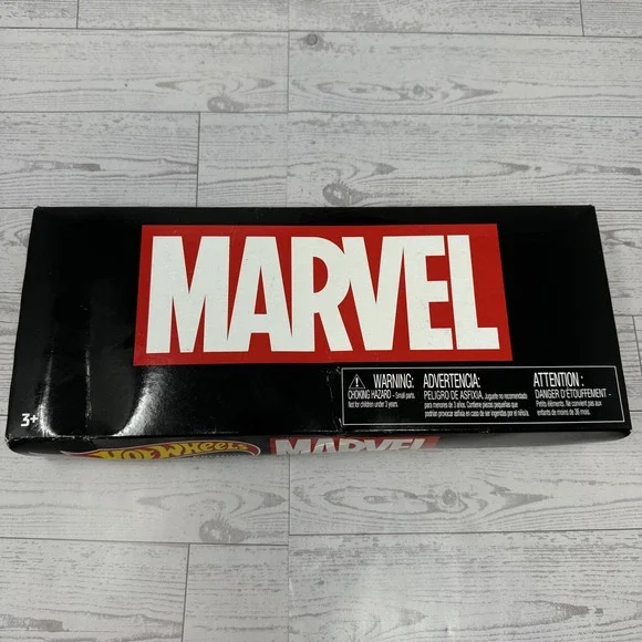 Hot Wheels Marvel‎ Cars 4pk Deadpool Punisher Spider-Man Guardians Milano Mattel