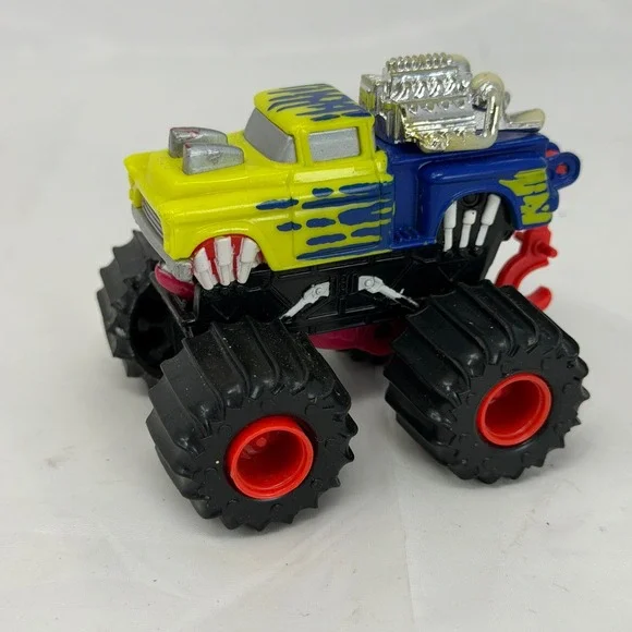Vintage 1992 Matchbox Monster Truck Yellow Blue Chomping Monster Head Toy Car