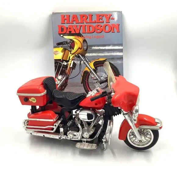 Harley‎ Davidson Plastic Motorcycle 14 x 9 with Sound and The Living Legend Book