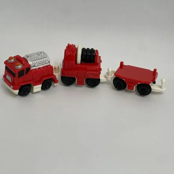 2003‎ Mattel Fire Truck Red White Black Silver Toy Lot of 3
