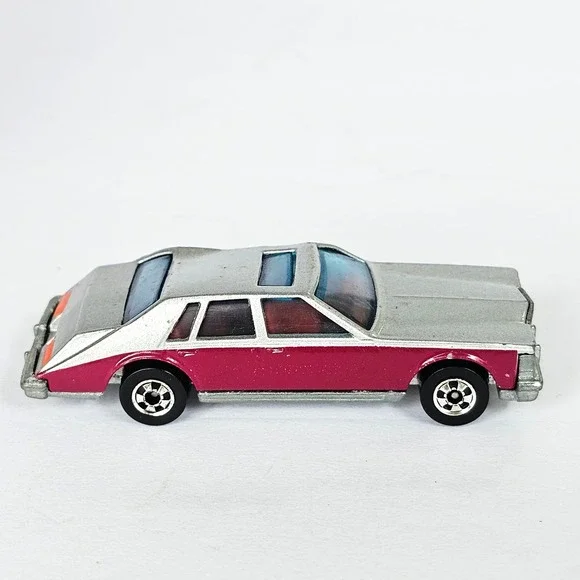 1982 Hot Wheels Cadillac Seville Silver Magenta Two-Tone Vintage Diecast Car