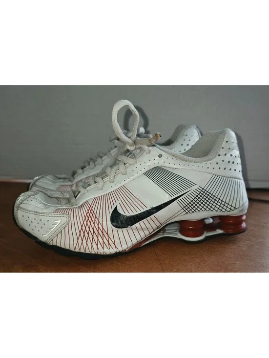 Vintage Nike Shox size 5.5 y