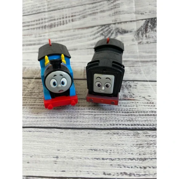 Thomas & Friends Motorized Train Engines Blue Black Muddy‎ Thomas Diesel 2021