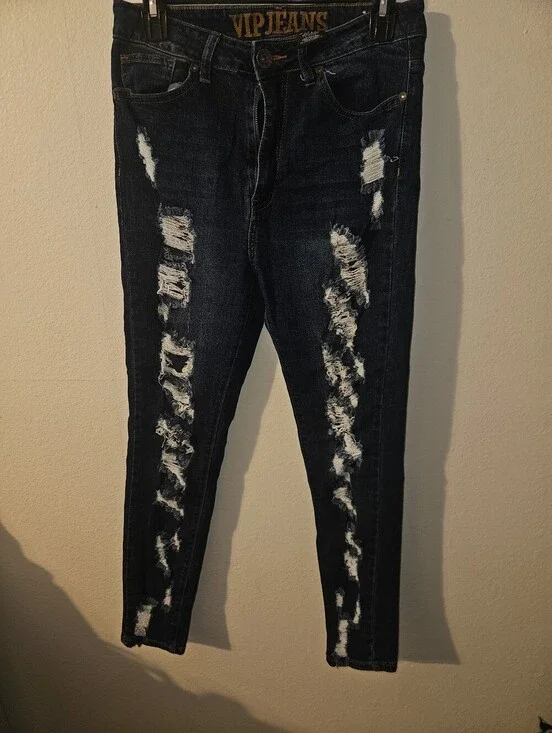 V.I.P. Jeans Womans Distressed Jeans Size 9/10