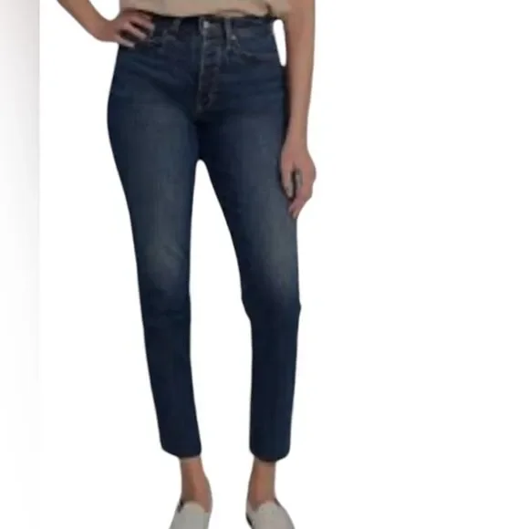 Old Navy High-Waisted Secret-Smooth Pockets O.G. Straight Raw Hem Jeans Size 16
