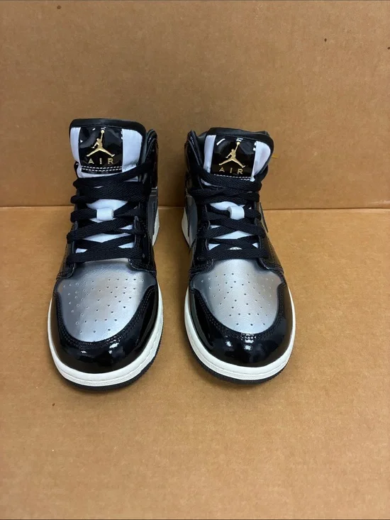 Nike Air Jordan 1 Mid Black/White/Metallic Gold Kid’s Sneakers