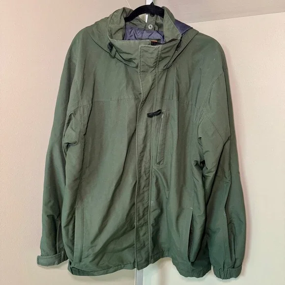 LL‎ Bean Mens XL Regular Green Hooded Rain Jacket Nylon Windbreaker