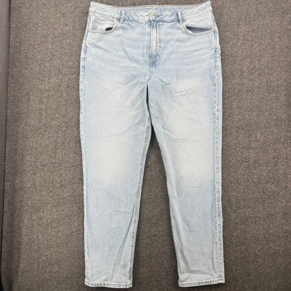 American Eagle Mom Jean Light Wash High Rise Tapered Denim Pants Womens 18 Long