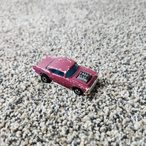 Vintage Hot Wheels 57‎ Chevy Bel Air Red 1976