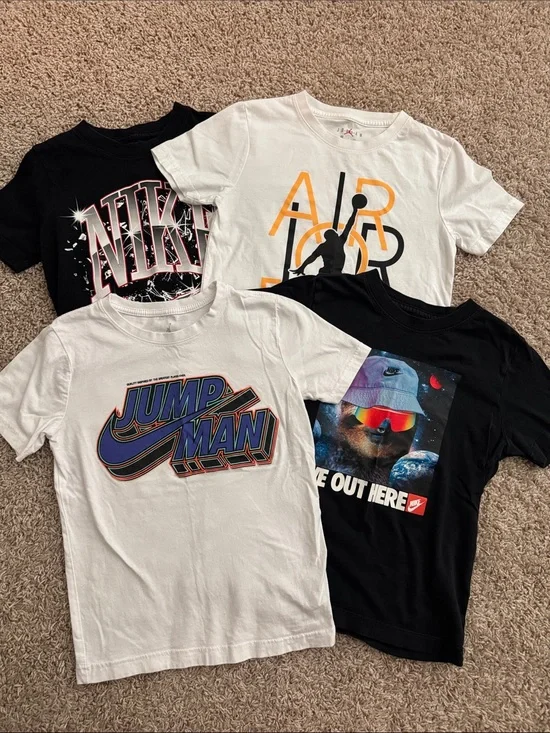 Bundle of 4 Nike/Jordan T-shirts