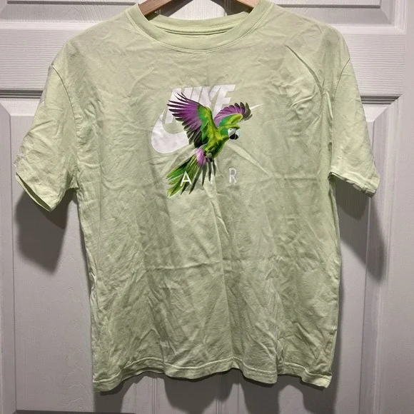 Youth Girls Nike Air Parrot Mint Green Shirt Size XL Loose Fit‎