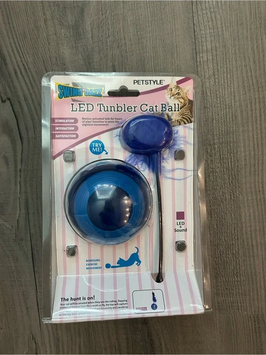LED Tumbler Cat Ball Toy - Blue
