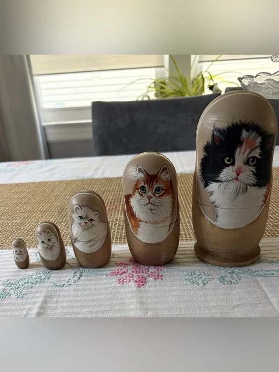Hand-Painted Cat Nesting Dolls Set