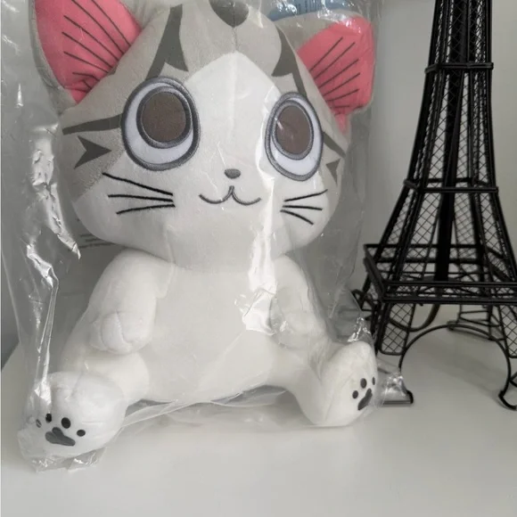 Chu’s Sweet Home Chi Plush Cat Toy - White and Pink